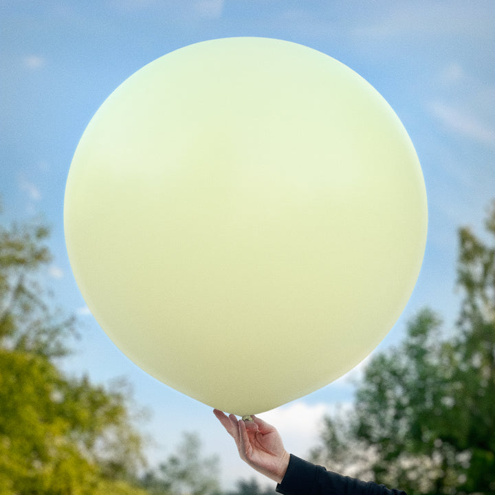 Matt gul ballong 90 cm